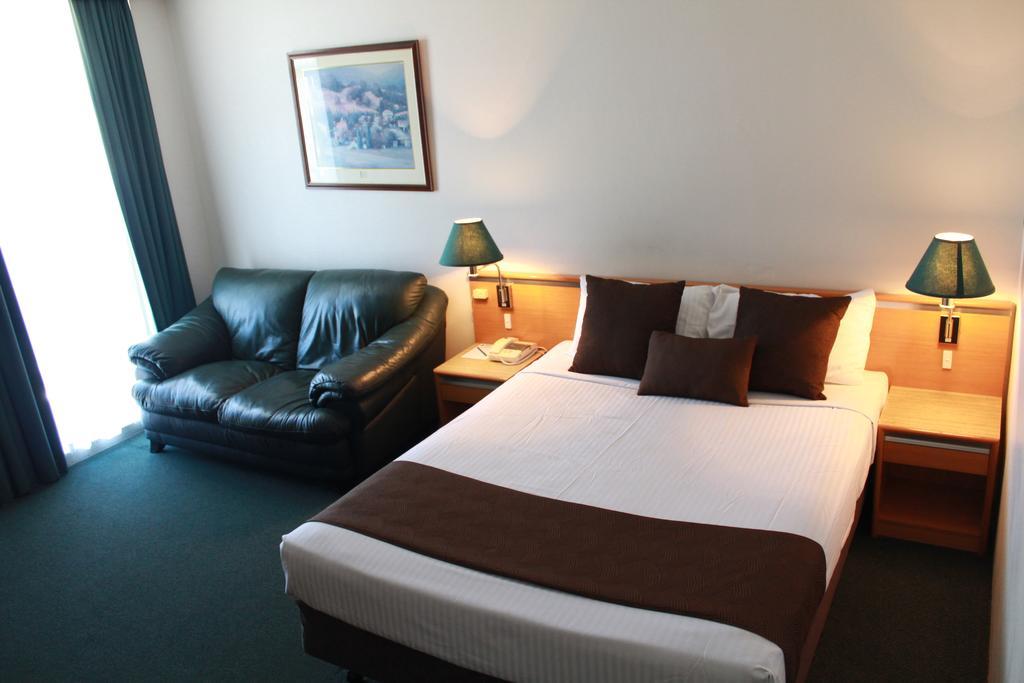 Mid City Motor Inn Singleton Zimmer foto
